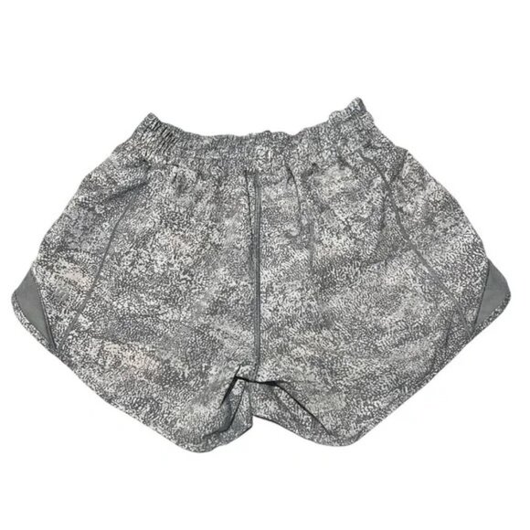 LULULEMON Hotty Hot Short II *2.5" Frozen Vista Alpine White Multi / Arctic Grey - Picture 5 of 8